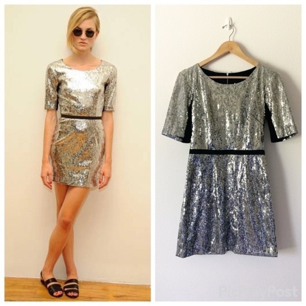 Jenni Kayne Sequined Silver Short Sleeve Mini Dress